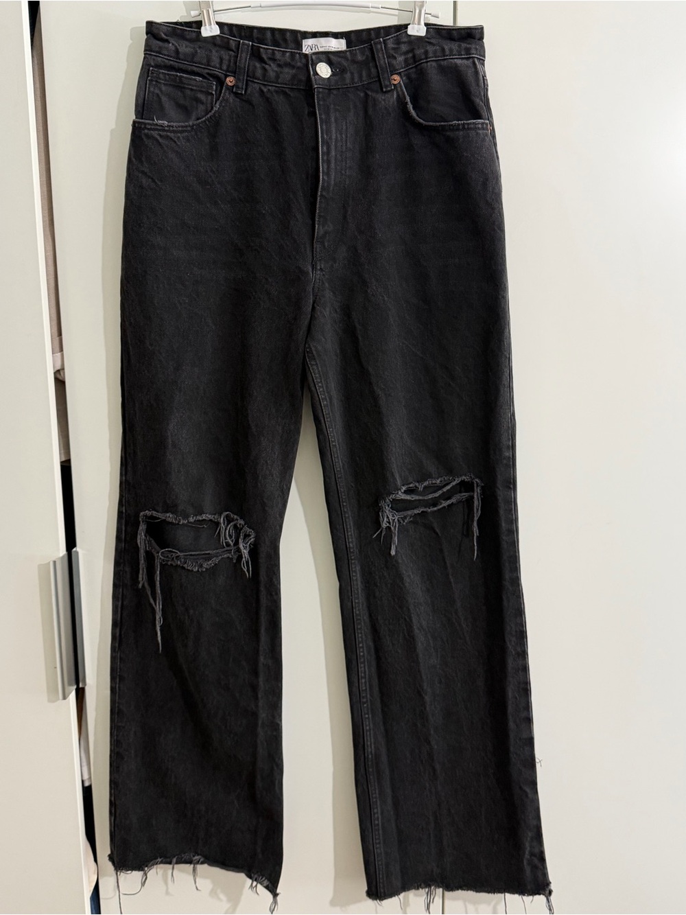 ZARA high-rise wide leg Distressed black Jeans -10/42